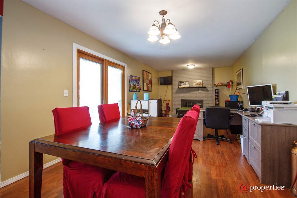 8366 N Canary Drive Stillman Valley, Illinois 61084 - Dining Room