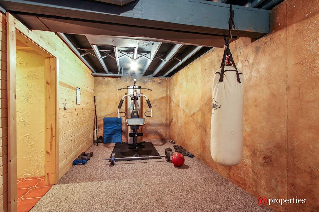 1790 Knob Rd Burlington, Wisconsin 53105 - Exercise Room