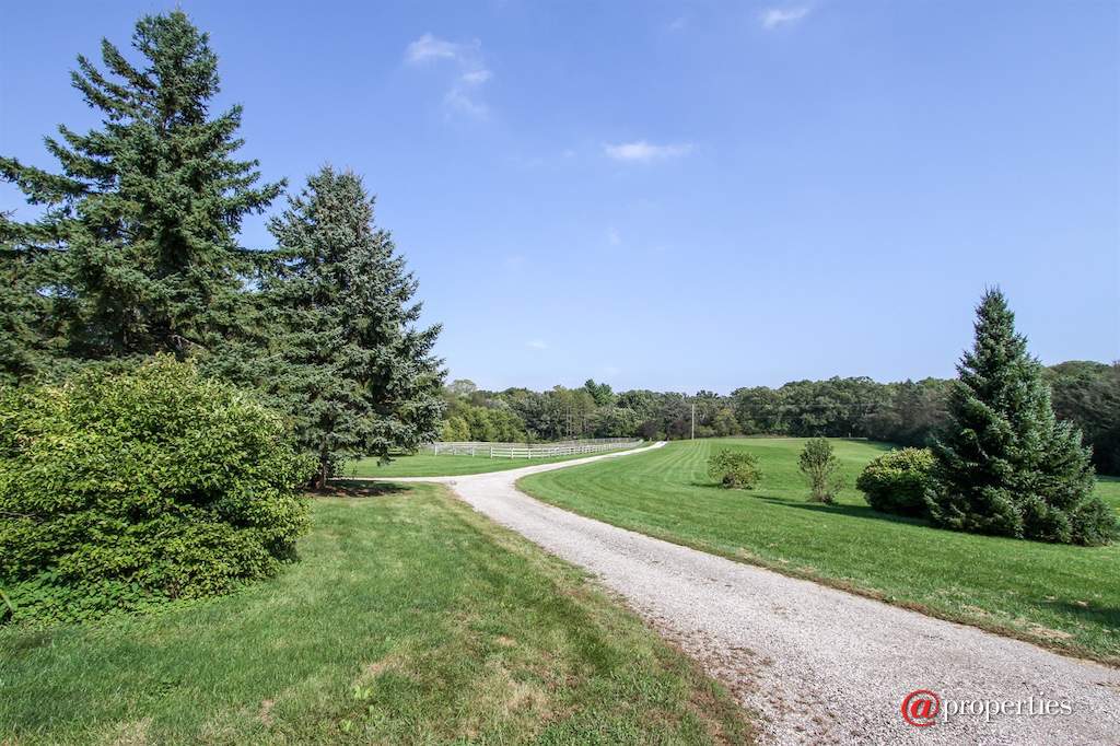 1790 Knob Rd Burlington, Wisconsin 53105 - Driveway from house looking at Knob Road