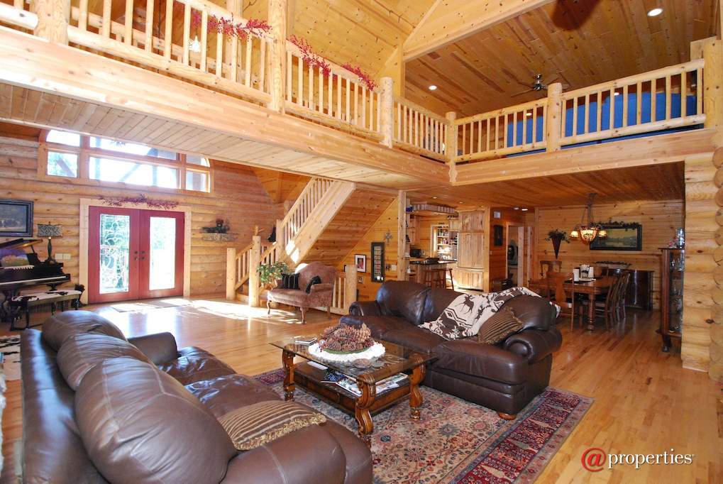 1790 Knob Rd Burlington, Wisconsin 53105 - Great Room