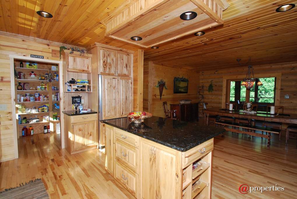 1790 Knob Rd Burlington, Wisconsin 53105 - Kitchen to Pantry
