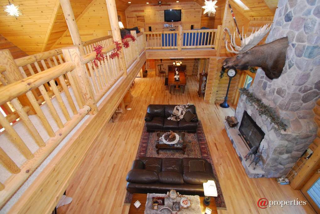 1790 Knob Rd Burlington, Wisconsin 53105 - Great Room from Loft