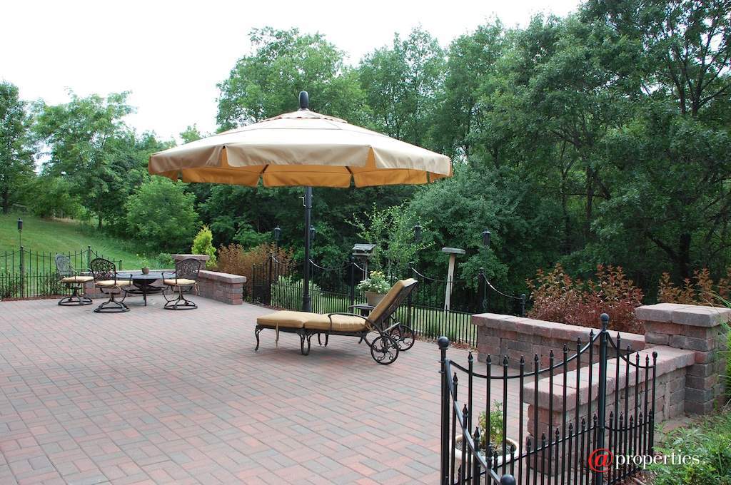 1790 Knob Rd Burlington, Wisconsin 53105 - Huge brick patio