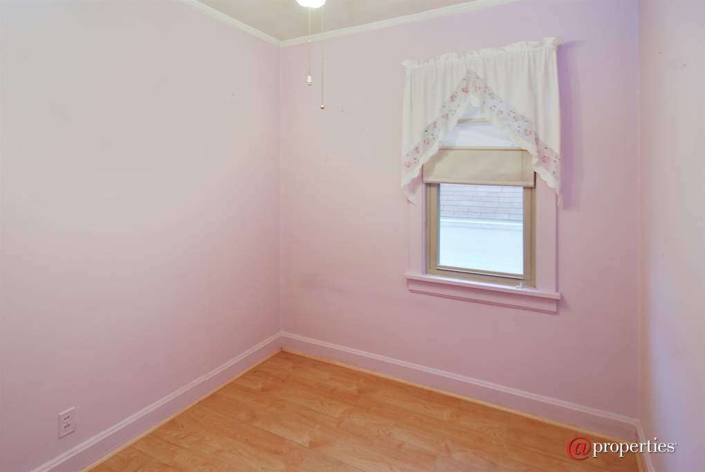2528 Clinton Street River Grove, Illinois 60171 - Bedroom