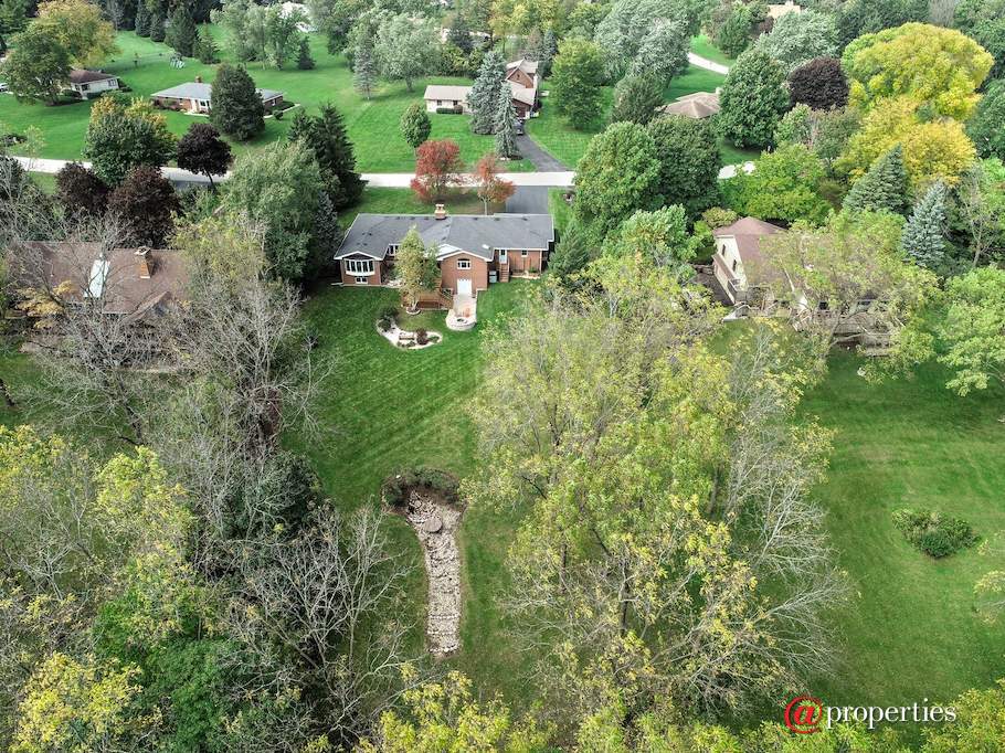 18699 W Linden Avenue Grayslake, Illinois 60030 - Aerial View