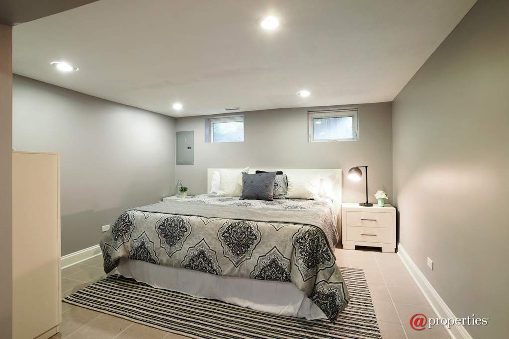 530 Skokie Avenue Highland Park, Illinois 60035 - Bedroom