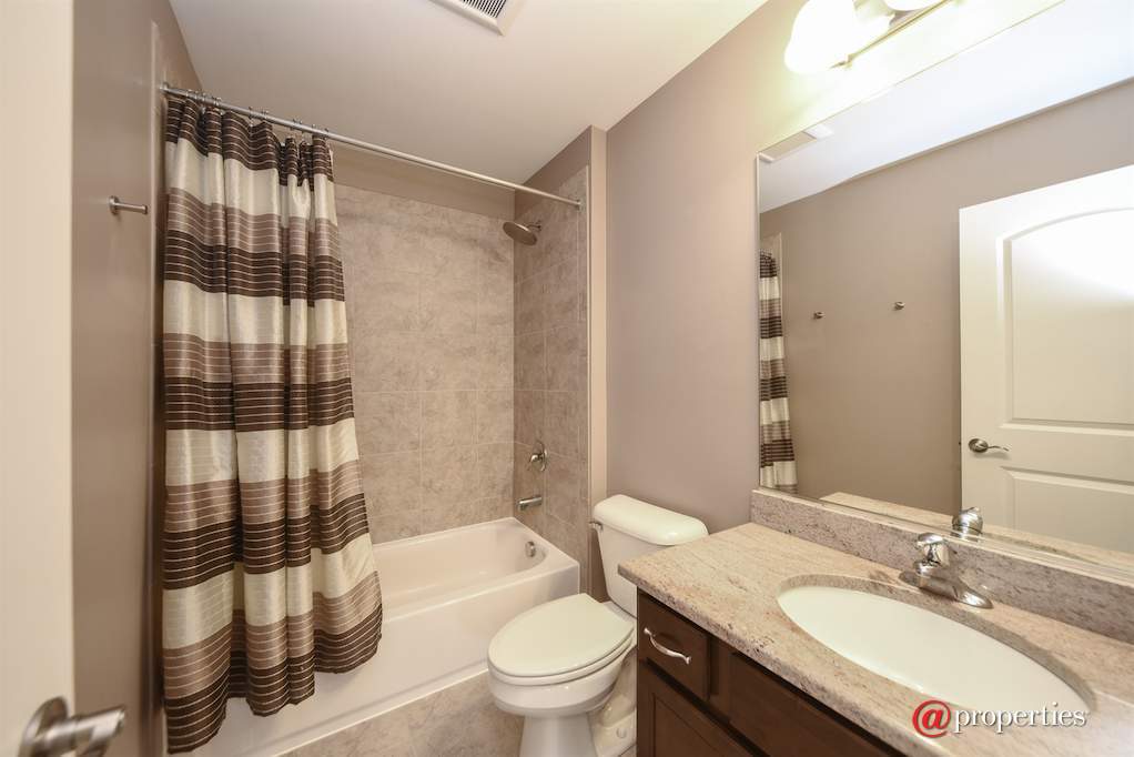 109 Equestrian Way Hawthorn Woods, Illinois 60047 - 3rd Bathroom
