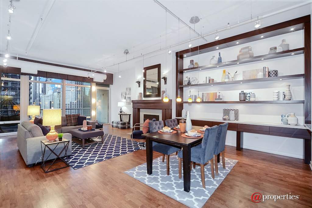 333 N Canal Street #1804 Chicago, Illinois 60606 - Dining Room