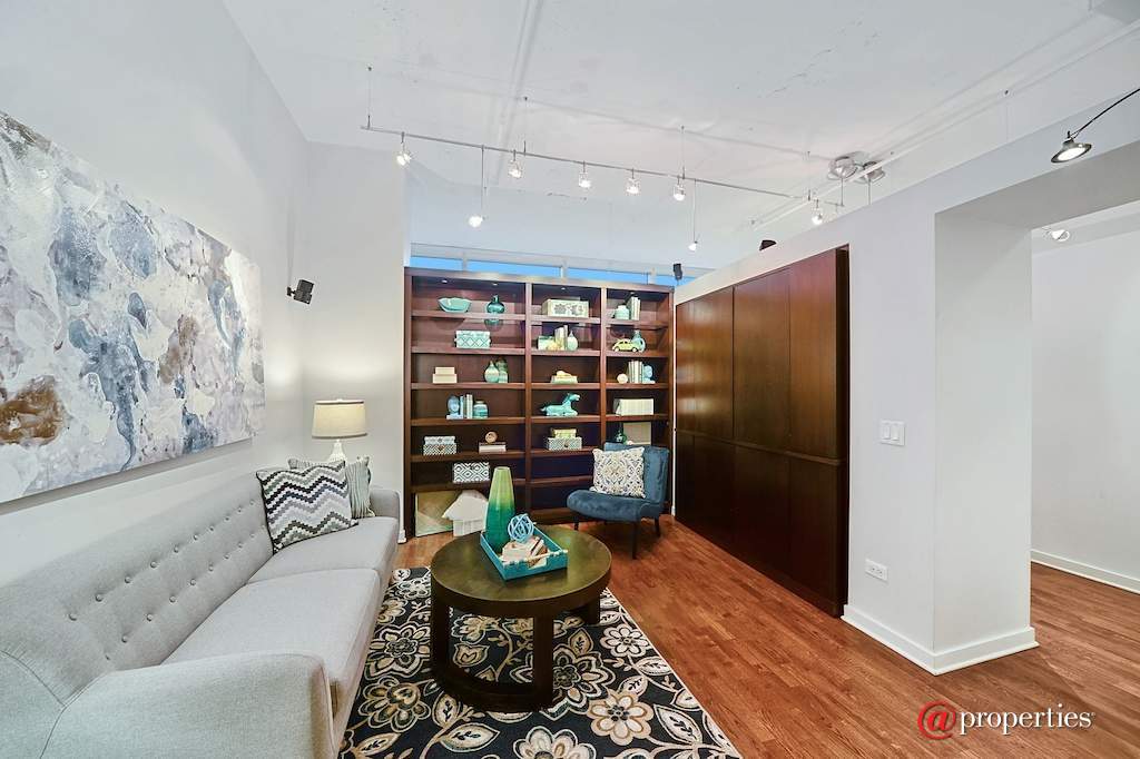 333 N Canal Street #1804 Chicago, Illinois 60606 - Third Bedroom