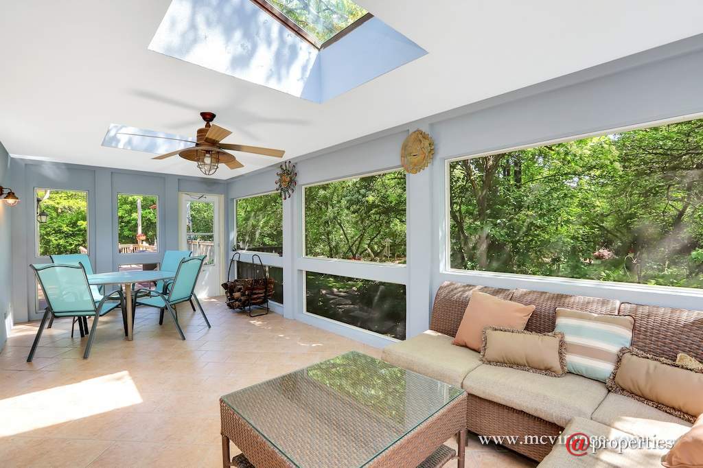 8N664 Edgewood Road Elgin, Illinois 60124 - Image 32