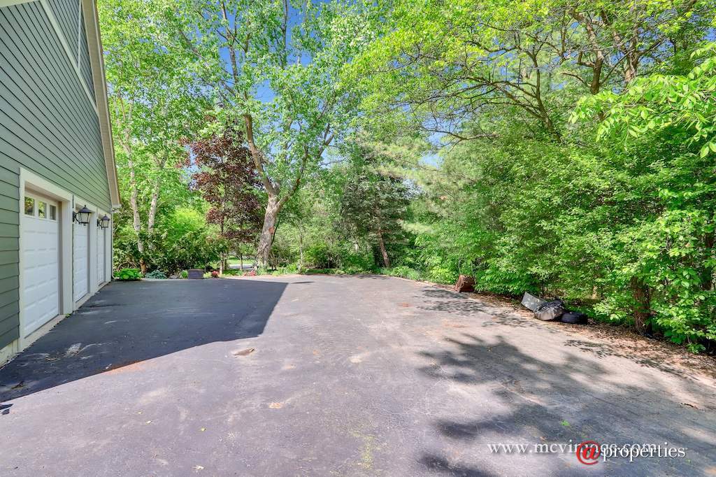 8N664 Edgewood Road Elgin, Illinois 60124 - Image 43