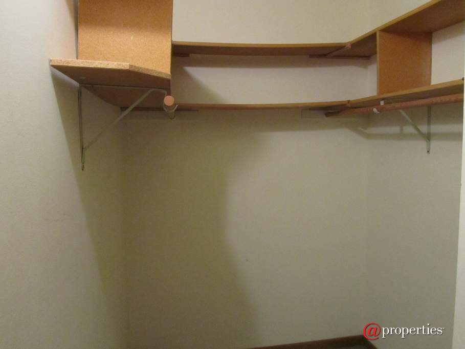 6100 W Leland Avenue #204 Chicago, Illinois 60630 - Image 22