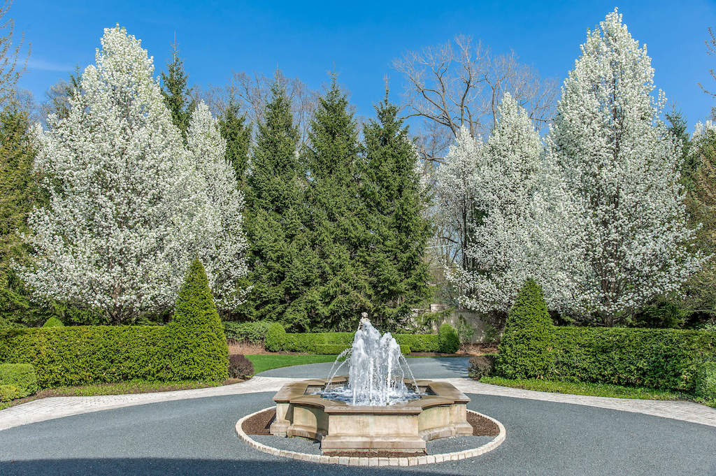 68 Locust Road Winnetka, Illinois 60093 - Location 4
