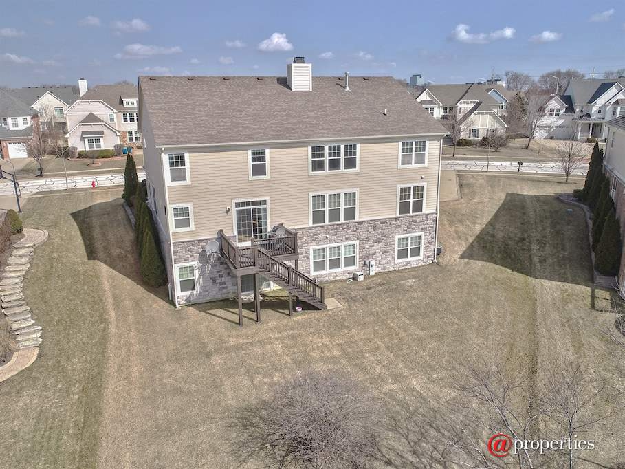 1361 Grantham Drive Schaumburg, Illinois 60193 - Aerial View