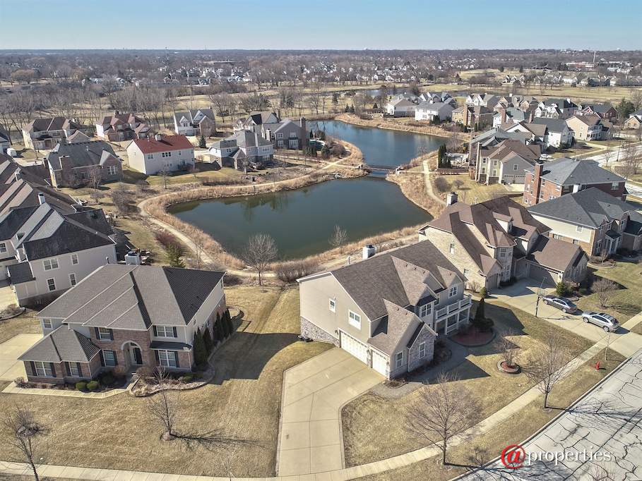 1361 Grantham Drive Schaumburg, Illinois 60193 - Aerial View