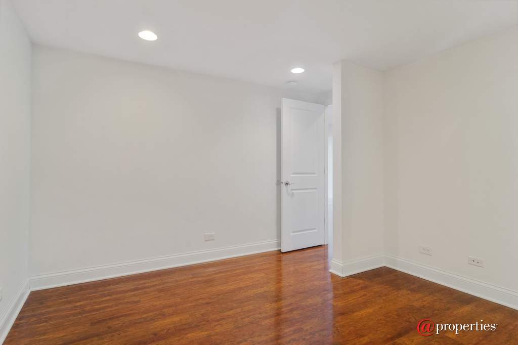 1361 Grantham Drive Schaumburg, Illinois 60193 - Basement