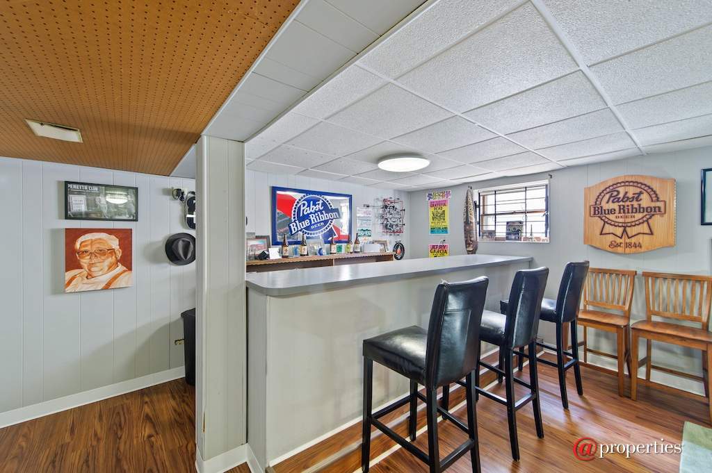 5514 S Sayre Avenue Chicago, Illinois 60638 - Lower Level