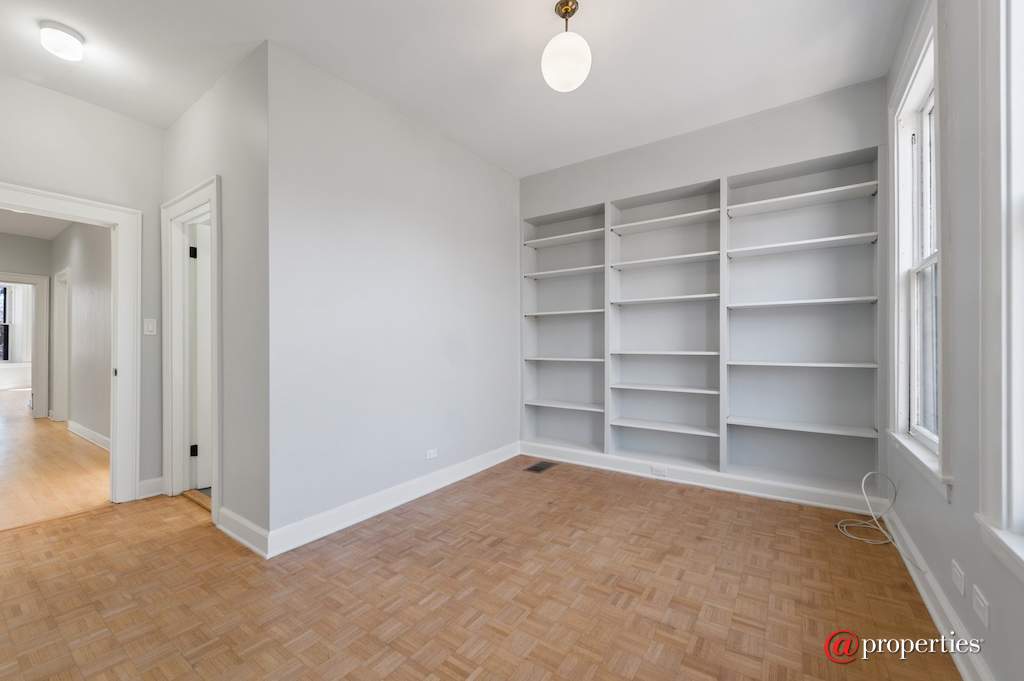 5408 S Kimbark Avenue Chicago, Illinois 60615 - Bedroom