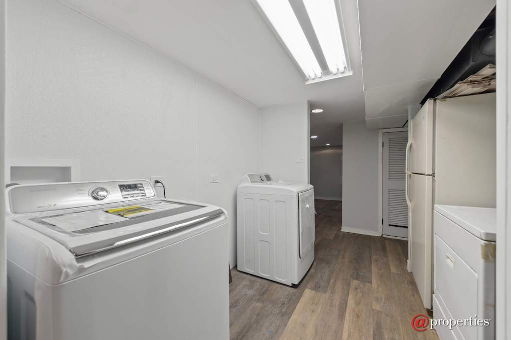 5408 S Kimbark Avenue Chicago, Illinois 60615 - Laundry Room