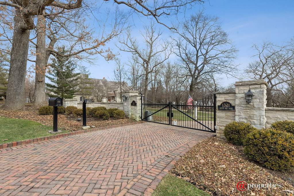 1321 N Green Bay Road Lake Forest, IL 60045 MLS 10331224 properties