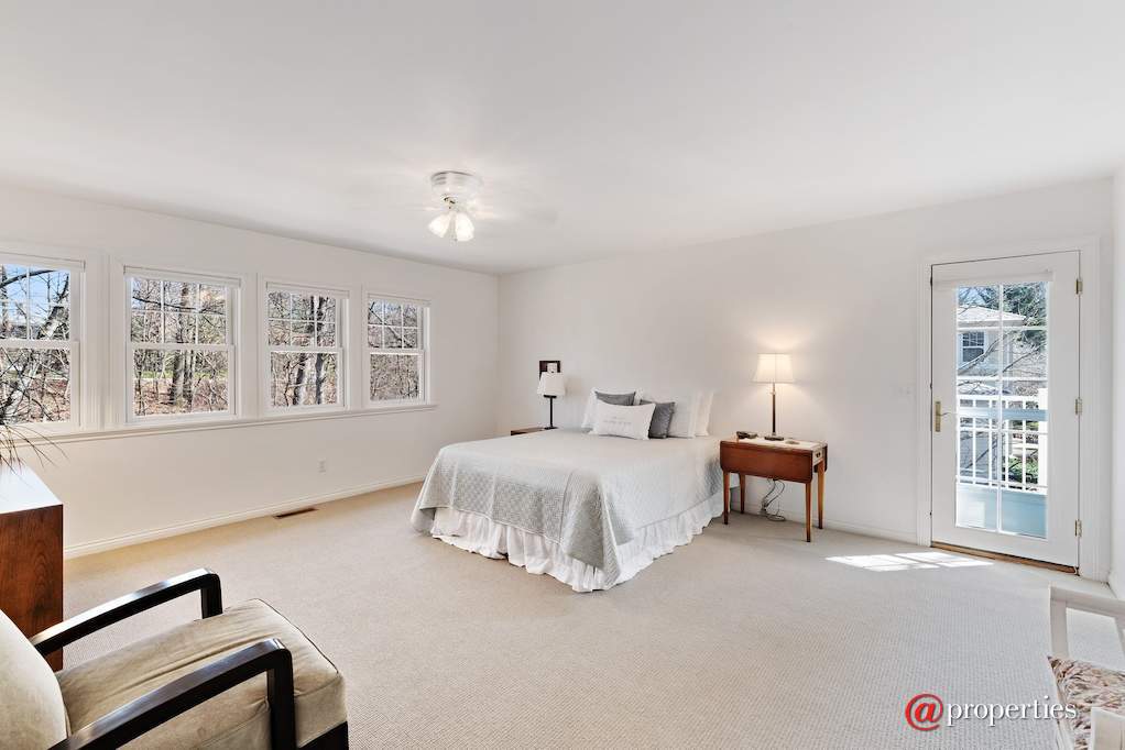 18460 Dunecrest Drive #16 New Buffalo, Michigan 49117 - 2nd Bedroom