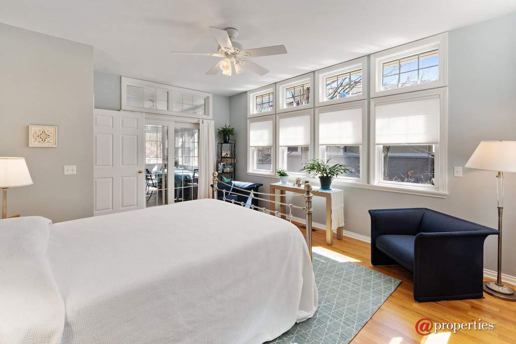 18460 Dunecrest Drive #16 New Buffalo, Michigan 49117 - Master Bedroom