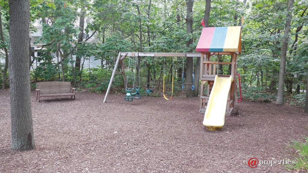 18460 Dunecrest Drive #16 New Buffalo, Michigan 49117 - Image 35