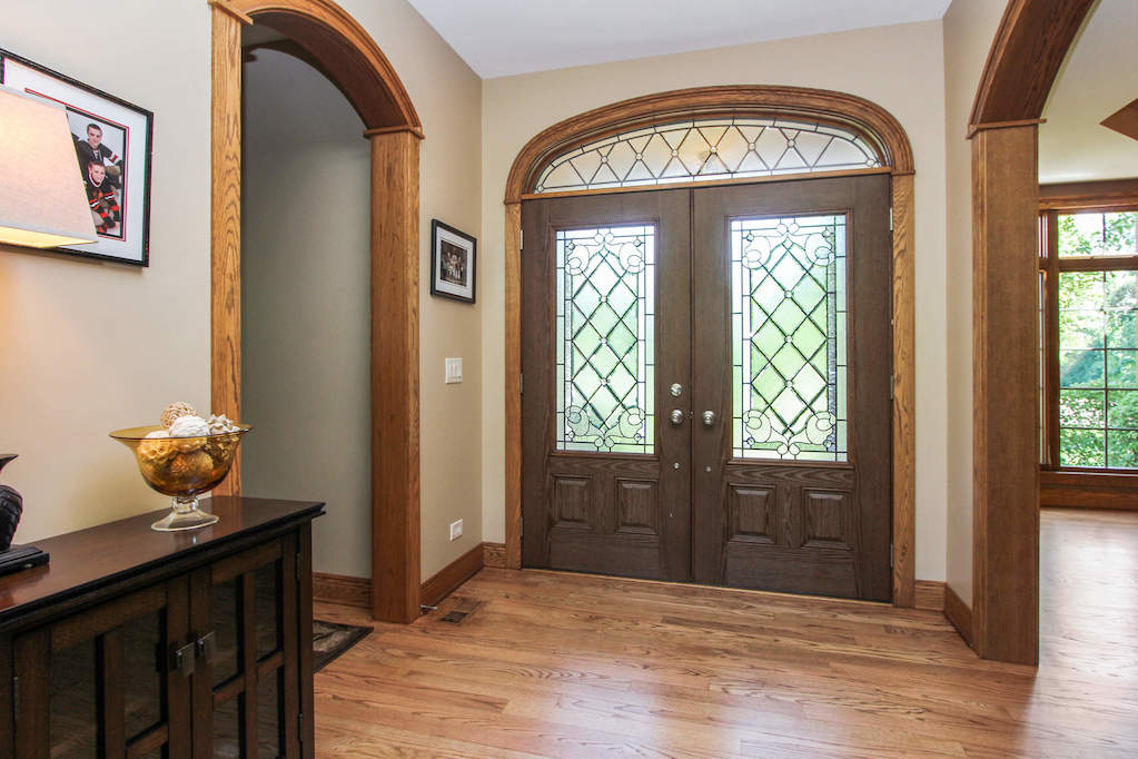 2 Saddle Ridge Court Hawthorn Woods, Illinois 60047 - Foyer