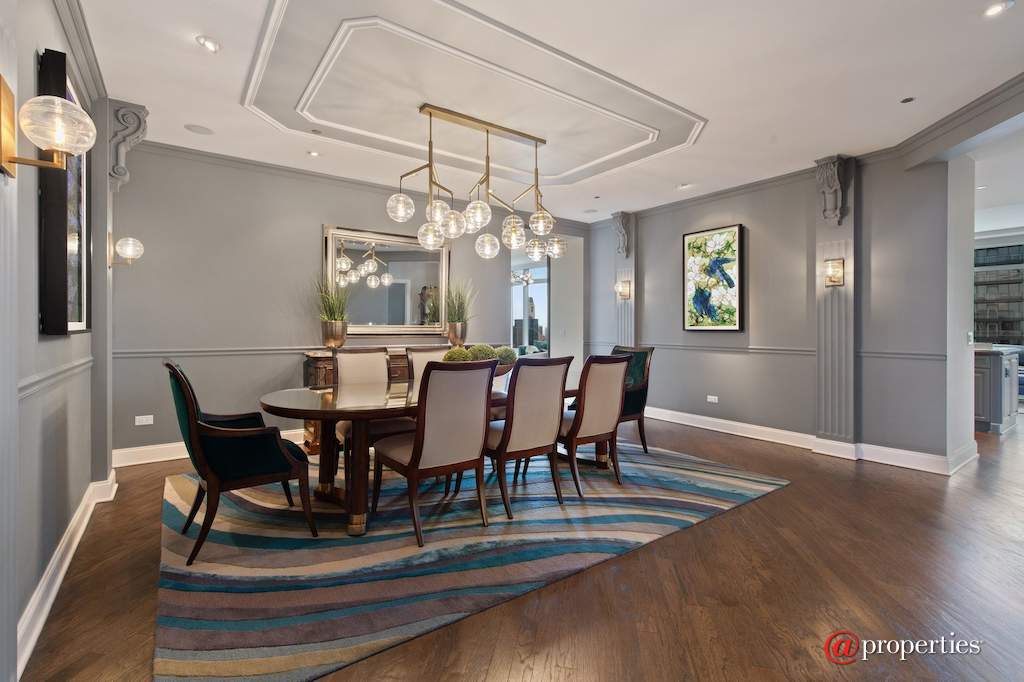 333 N Canal Street #3101 Chicago, Illinois 60606 - Dining Room
