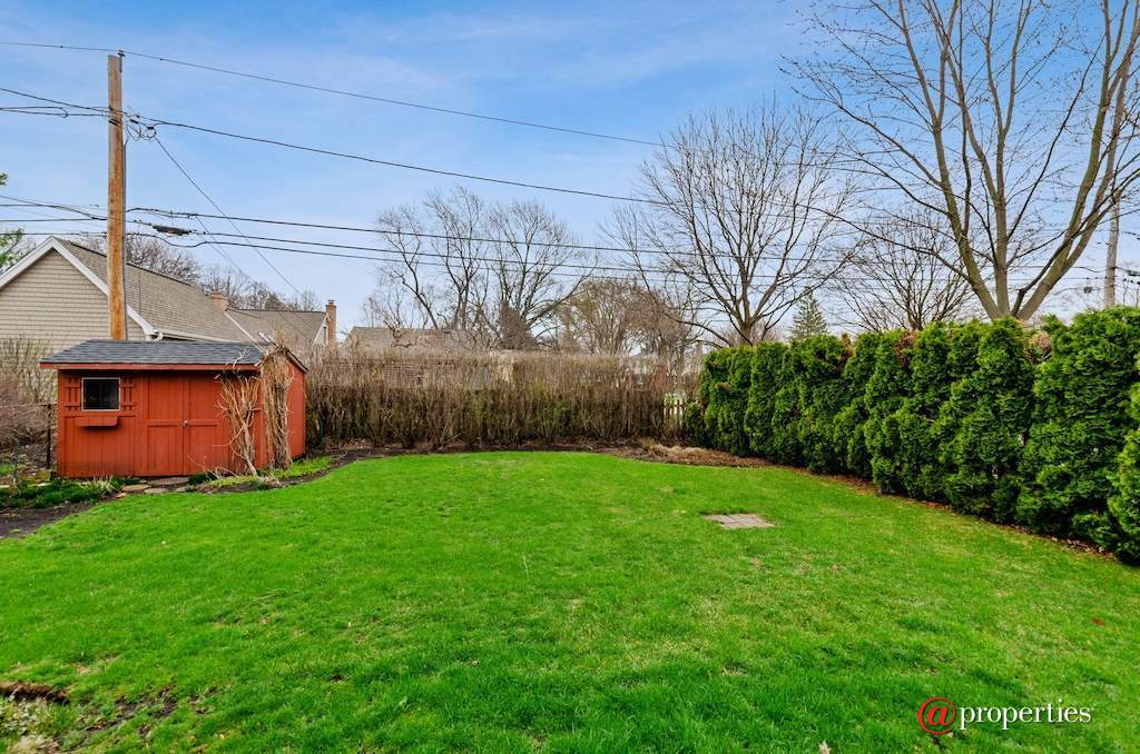 745 S Mitchell Avenue Arlington Heights, Illinois 60005 - Back Yard