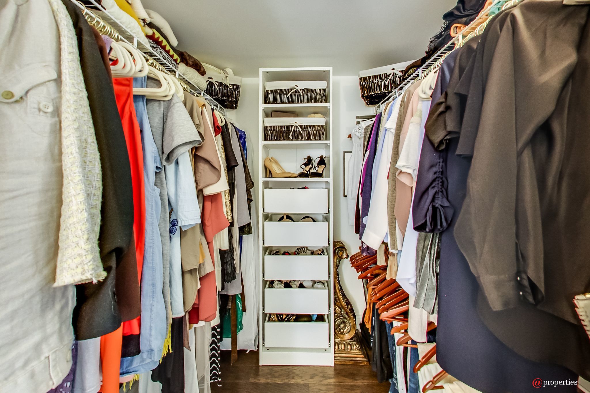 1451 Fairlane Drive #2 Schaumburg, Illinois 60193 - Walk-in Closet