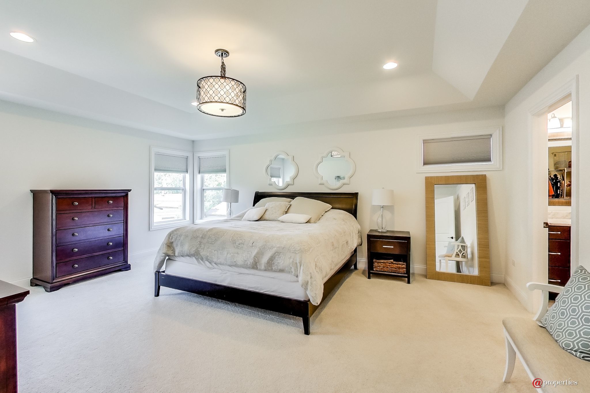 1430 N Race Avenue Arlington Heights, Illinois 60004 - Master