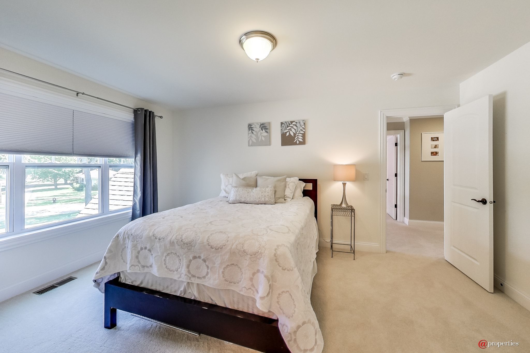 1430 N Race Avenue Arlington Heights, Illinois 60004 - Bedroom