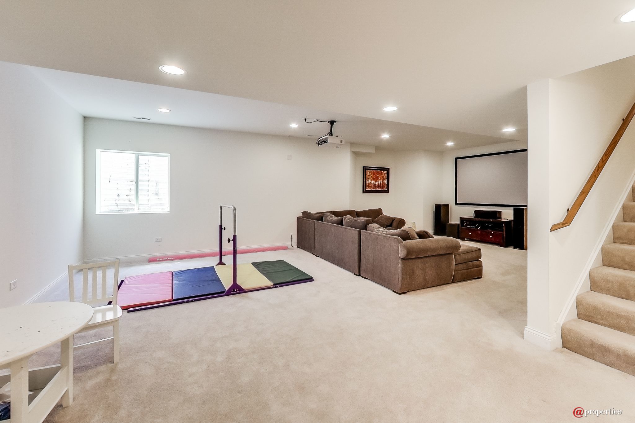 1430 N Race Avenue Arlington Heights, Illinois 60004 - Recreation
