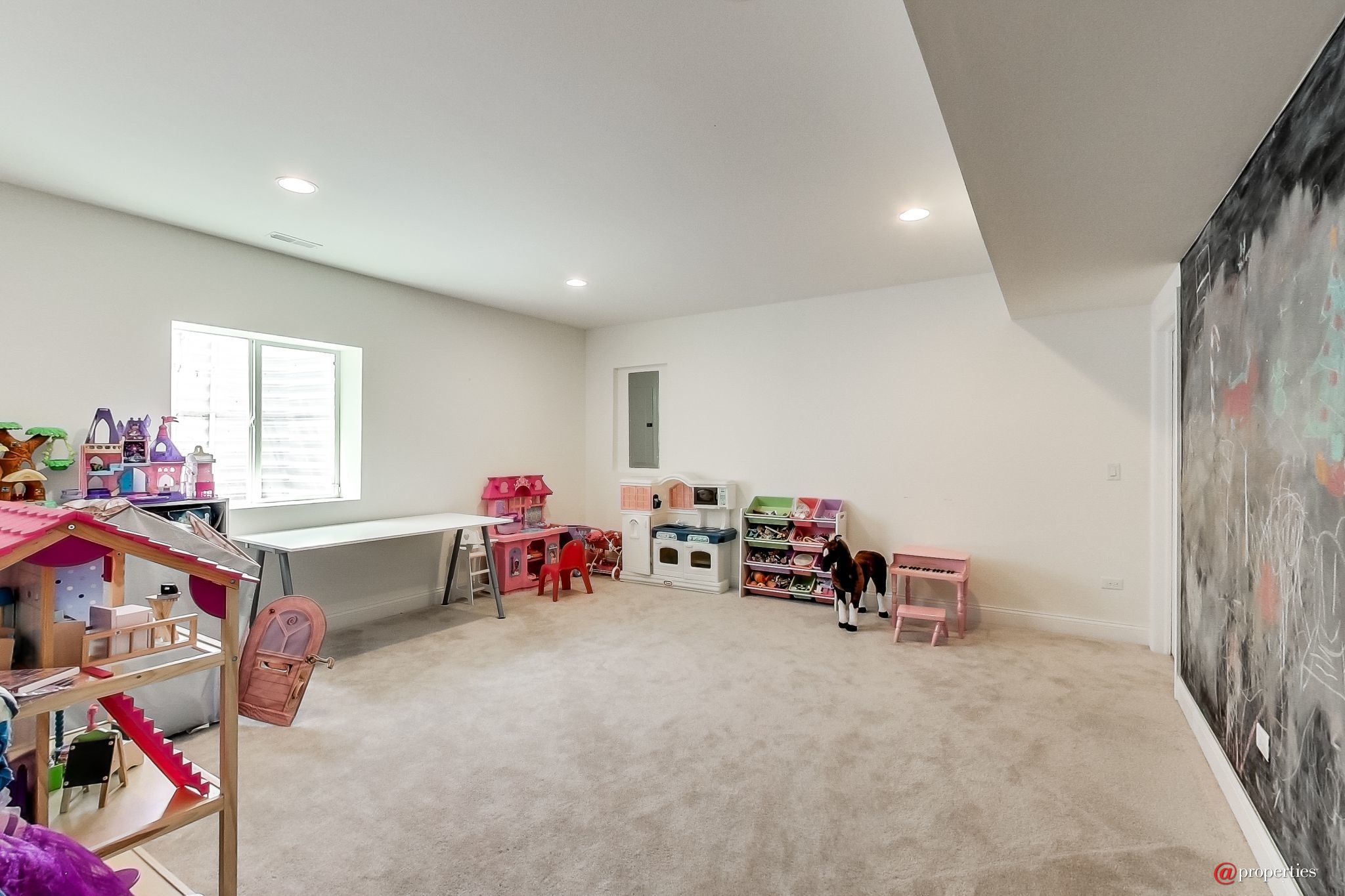 1430 N Race Avenue Arlington Heights, Illinois 60004 - Recreation