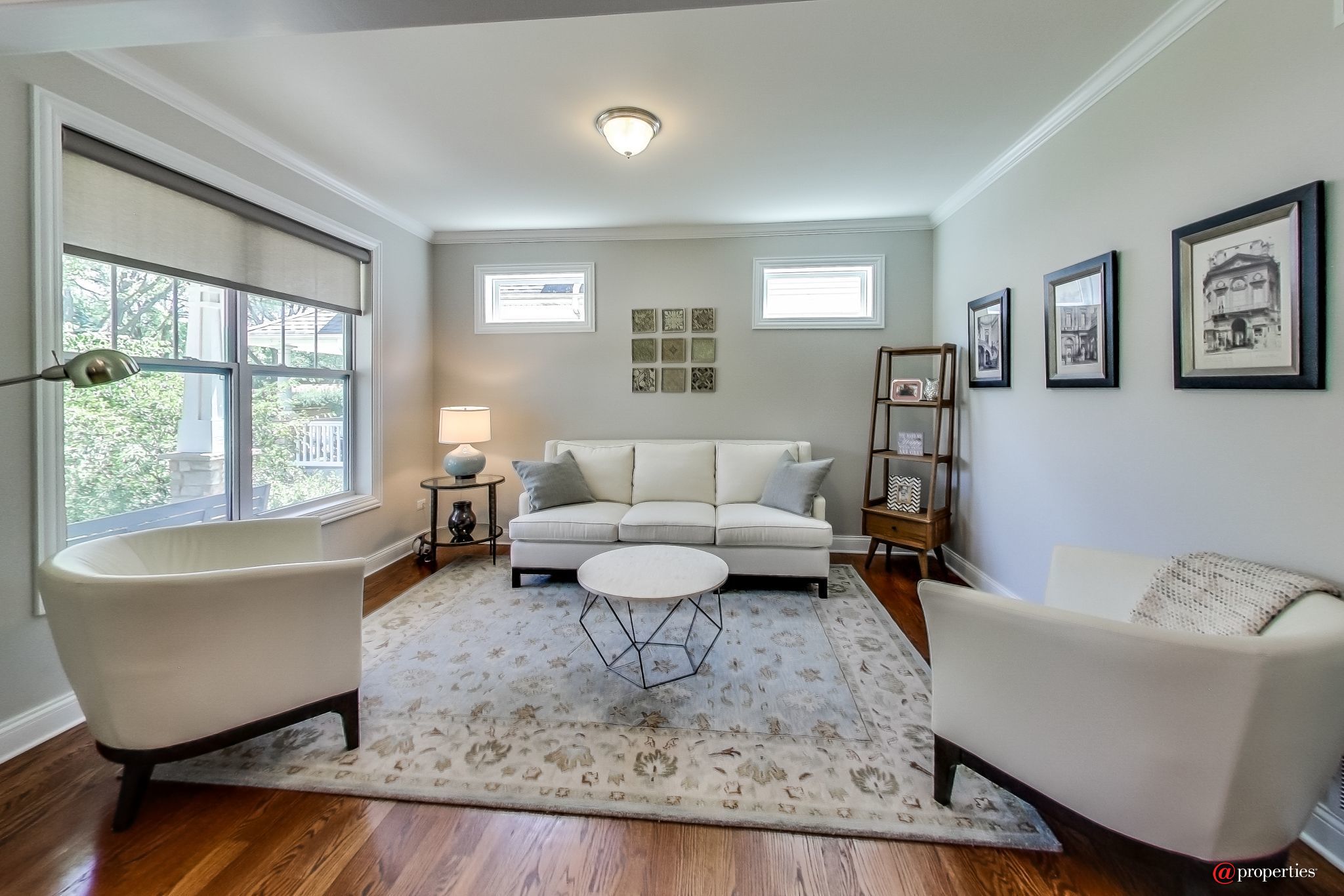 1430 N Race Avenue Arlington Heights, Illinois 60004 - Living