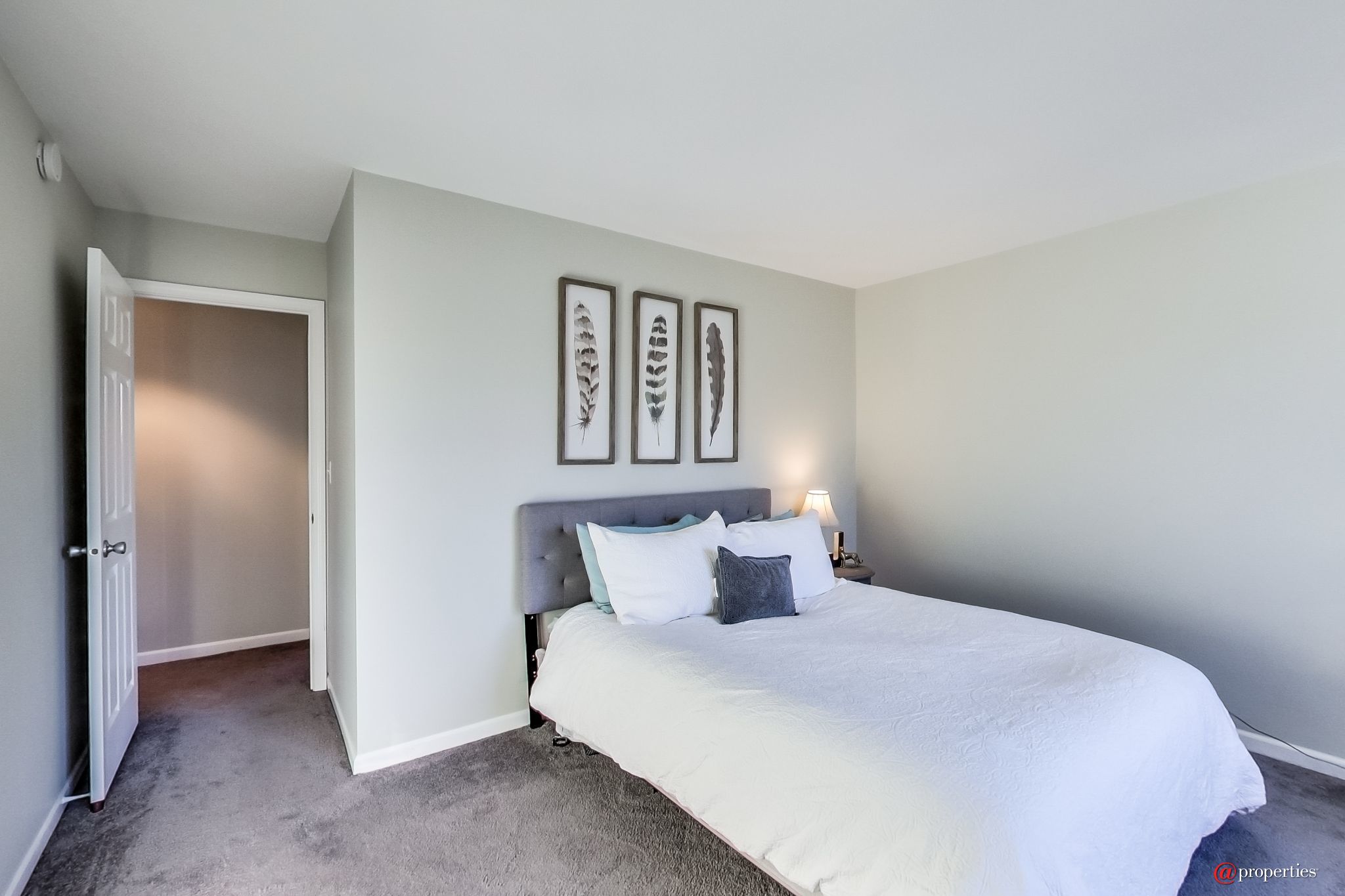 115 S Parkside Avenue Glen Ellyn, Illinois 60137 - Bedroom